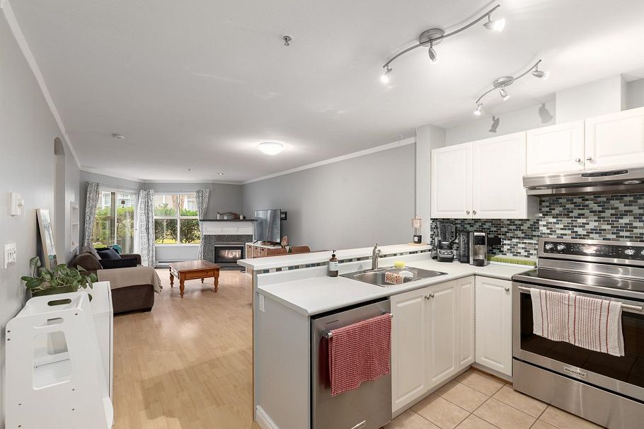 107 3038 E Kent Avenue South Vancouver, BC - 2