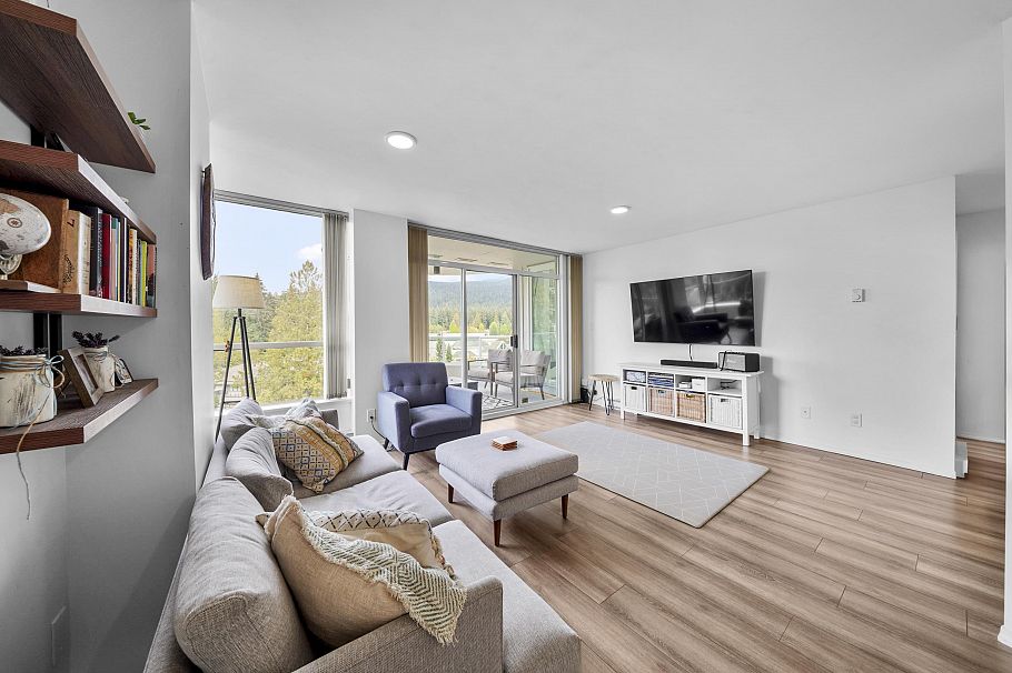 803 995 Roche Point Drive North Vancouver, BC - 12