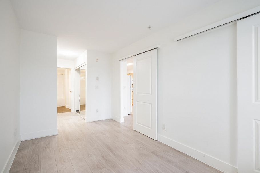 303 3423 E Hastings Street Vancouver, BC - 25