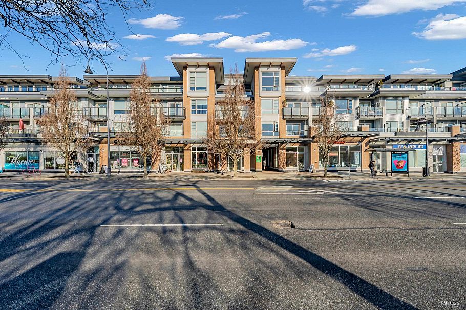 315 1330 Marine Drive North Vancouver, BC - 22