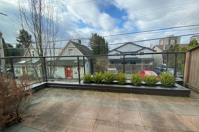 7 215 E 4 Street North Vancouver, BC - 15