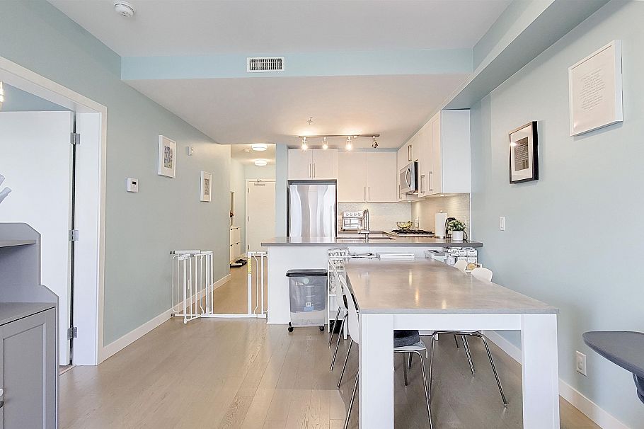 207 10177 River Drive Richmond, BC - 5