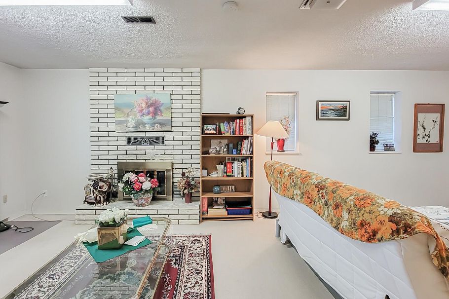 2155 Burquitlam Drive Vancouver, BC - 7