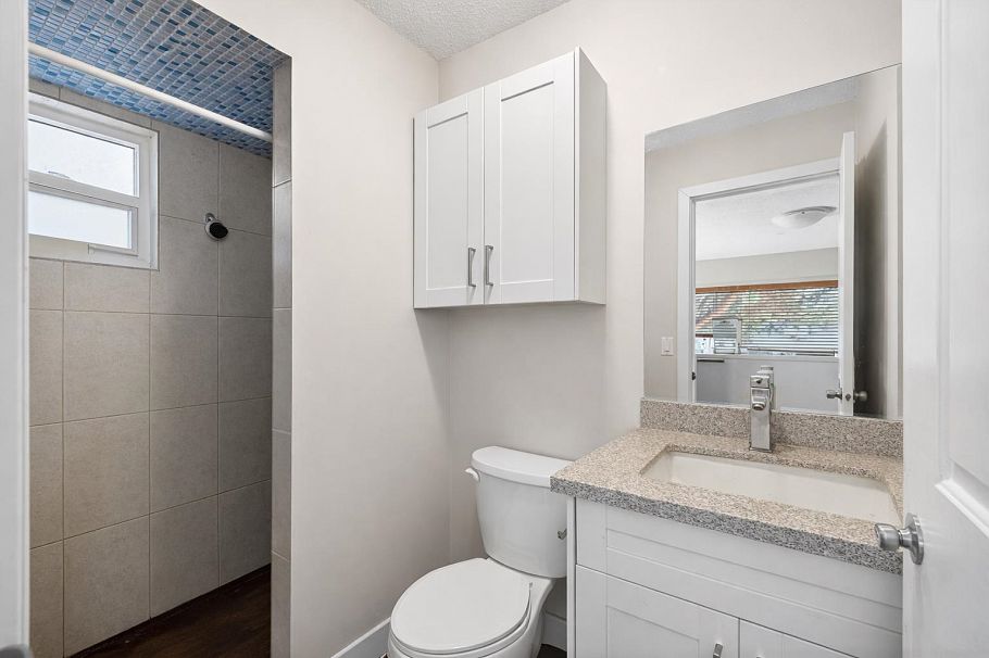 557 E 21st Avenue Vancouver, BC - 18