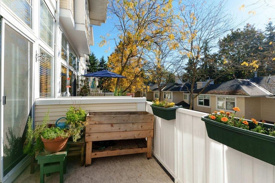 5 3588 Whitney Place Vancouver, BC - 26