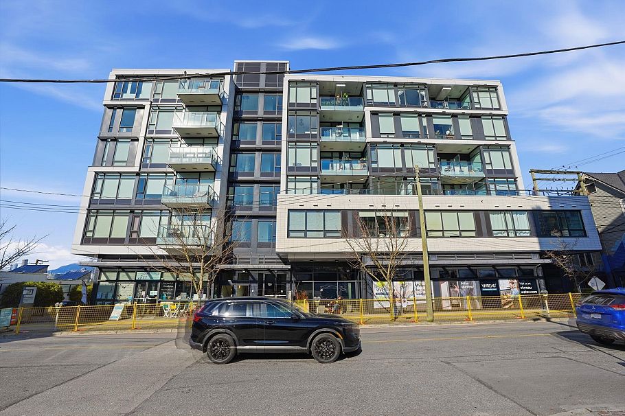 309 133 E 8th Avenue Vancouver, BC - 2