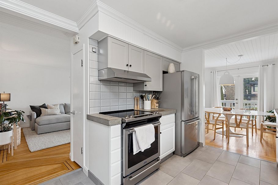 1425 William Avenue North Vancouver, BC - 8