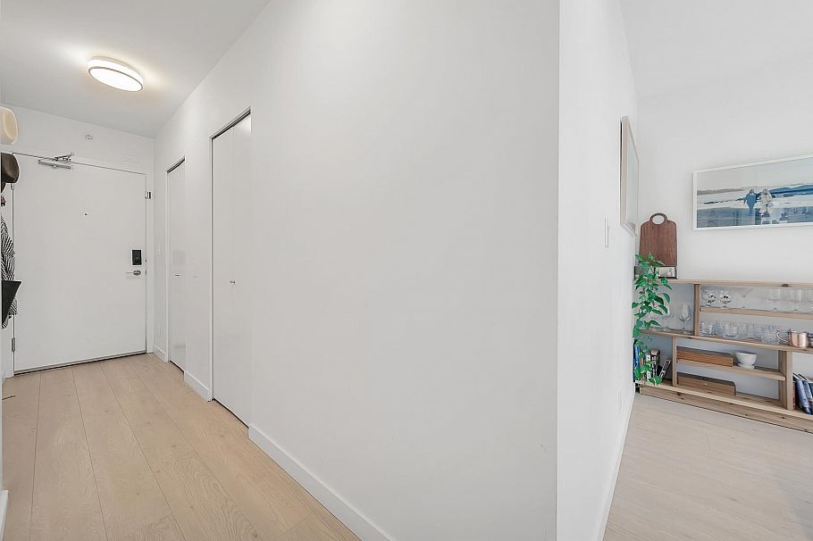 302 933 E Hastings Street Vancouver, BC - 21