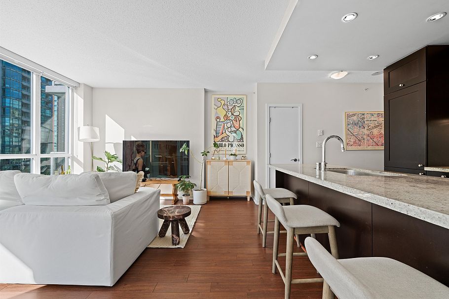 607 821 Cambie Street Vancouver, BC - 4