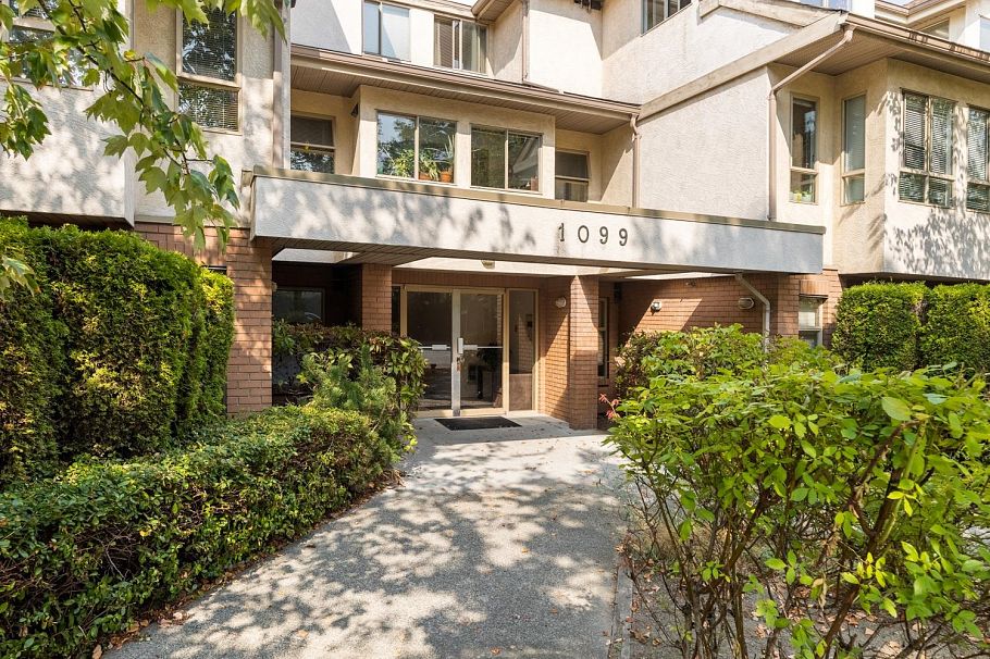 310 1099 E Broadway Vancouver, BC - 22