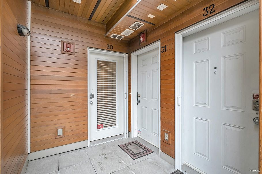 30 638 W 6th Avenue Vancouver, BC - 34