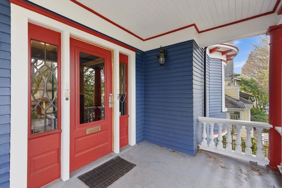 1758 Venables Street Vancouver, BC - 3