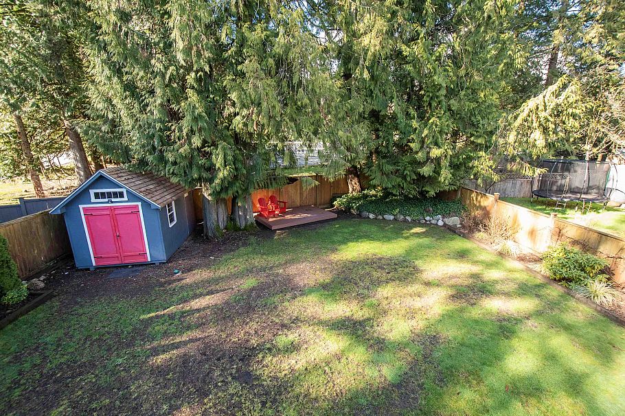 3981 Lynn Valley Road North Vancouver, BC - 32