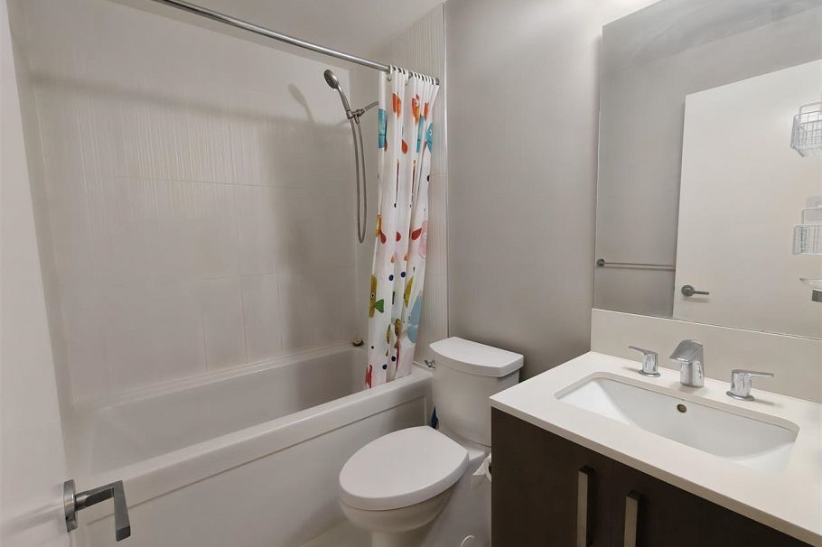 212 10155 River Drive Richmond, BC - 29