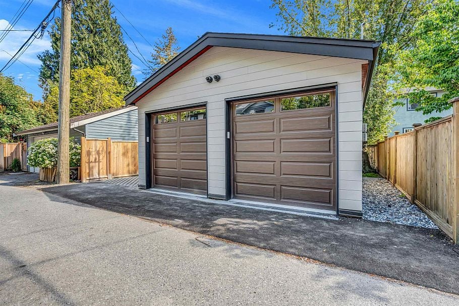 4029 W 33rd Avenue Vancouver, BC - 18