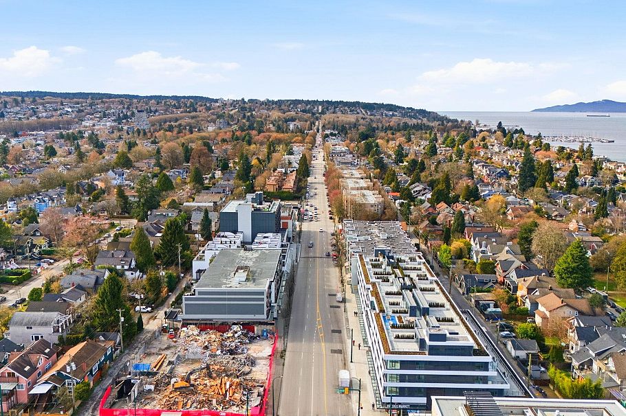 311 2803 W 4th Avenue Vancouver, BC - 33