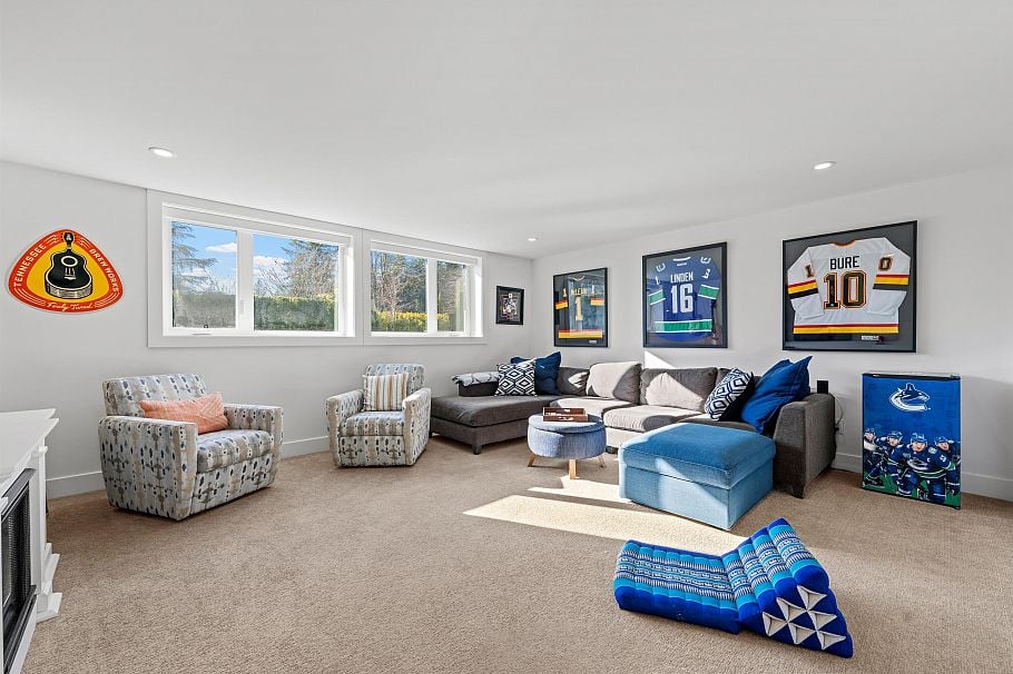 2907 Eddystone Crescent North Vancouver, BC - 24