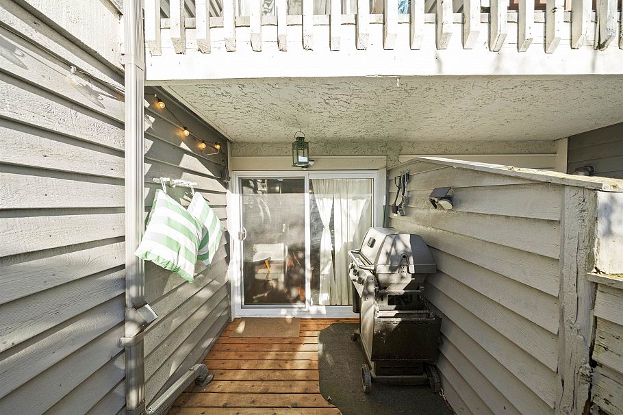 114 1545 E 2nd Avenue Vancouver, BC - 5