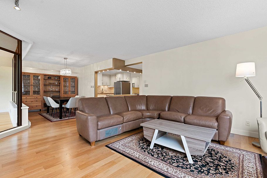 601 738 Broughton Street Vancouver, BC - 2