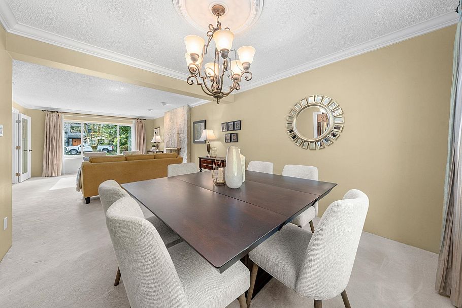 1168 Canyon Boulevard North Vancouver, BC - 8