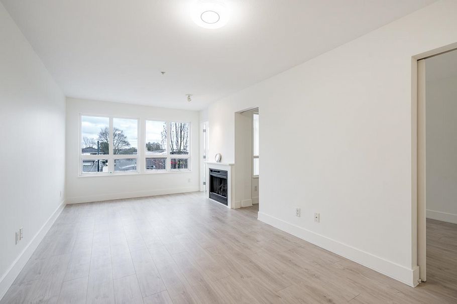 303 3423 E Hastings Street Vancouver, BC - 11