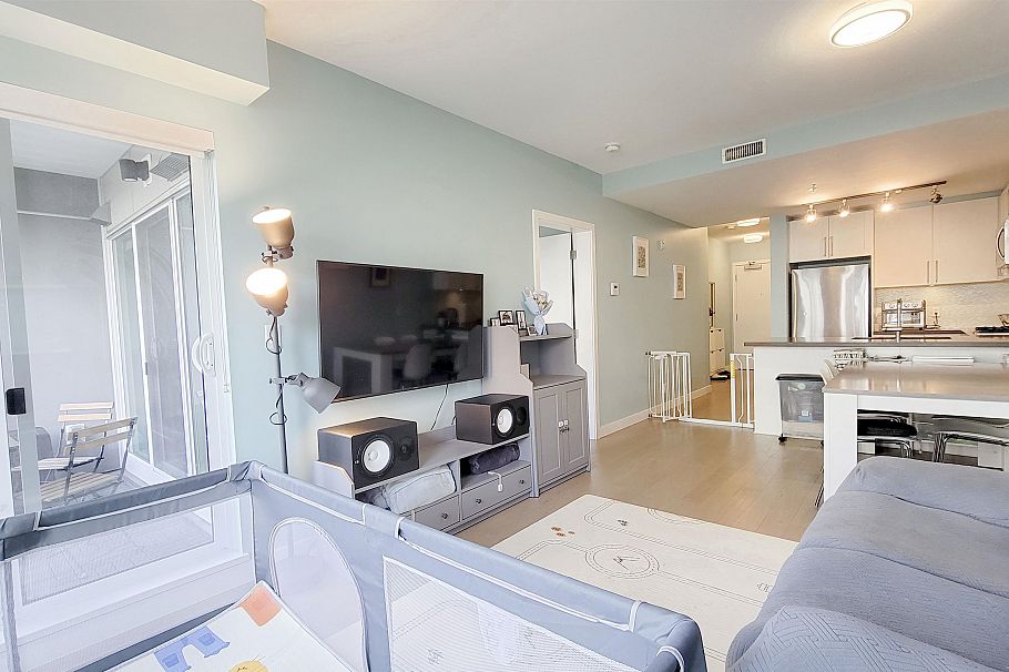 207 10177 River Drive Richmond, BC - 14