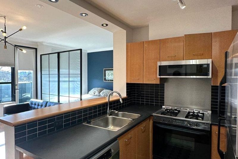 511 2268 REDBUD LANE, Vancouver BC V6K 4S6 Vancouver, BC - 7