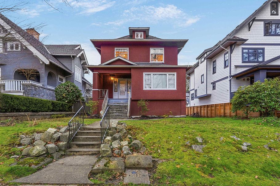 354 W 15th Avenue Vancouver, BC - 1