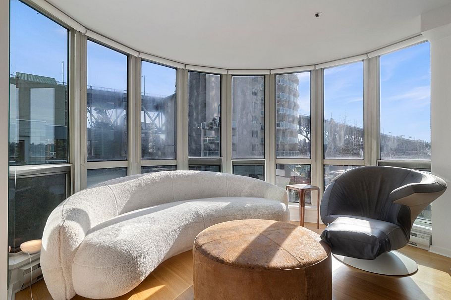 303 1501 Howe Street Vancouver, BC - 6