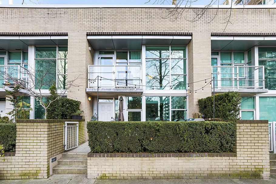 TH2 168 E Esplanade Avenue North Vancouver, BC - 29