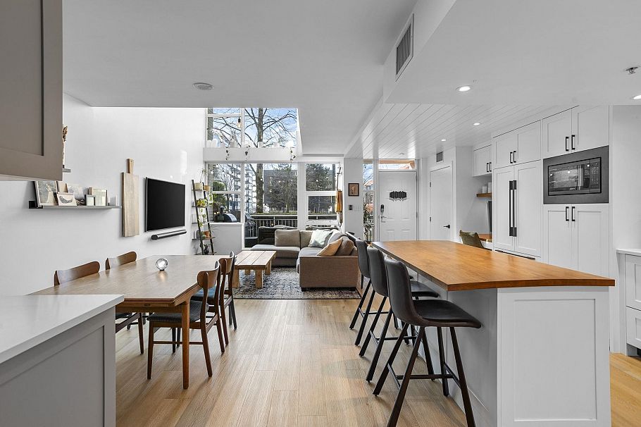 TH2 168 E Esplanade Avenue North Vancouver, BC - 9