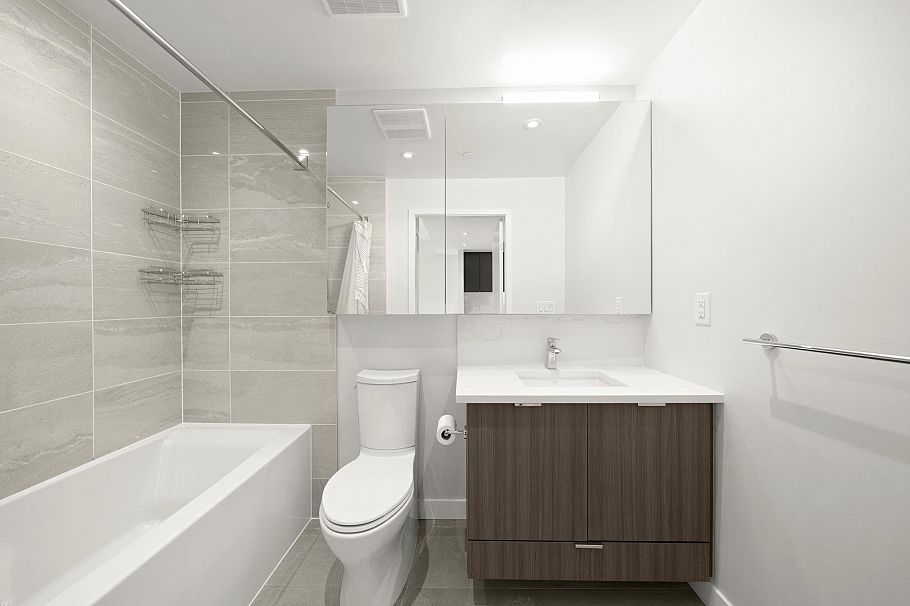 313 3430 E Kent Avenue South Avenue Vancouver, BC - 12