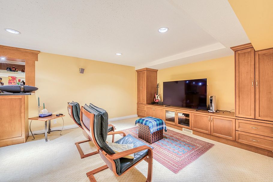 1428 W 37th Avenue Vancouver, BC - 34