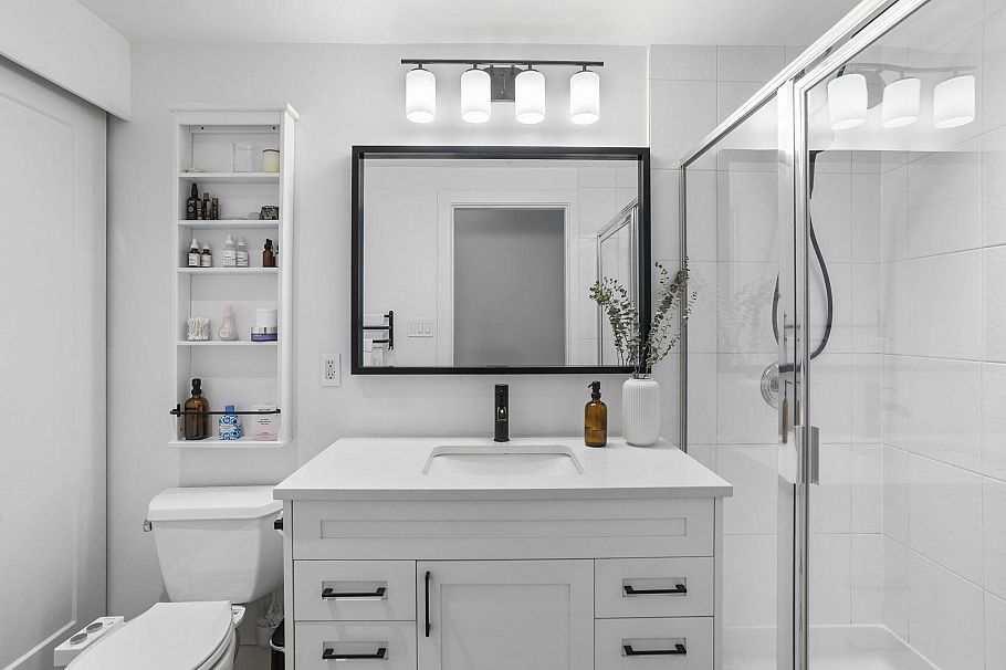 TH2 168 E Esplanade Avenue North Vancouver, BC - 28