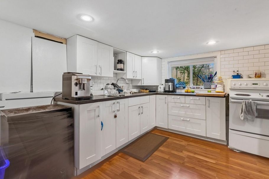 2917 E 28th Avenue Vancouver, BC - 17