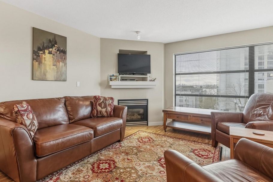 402 124 W 3rd Street North Vancouver, BC - 9