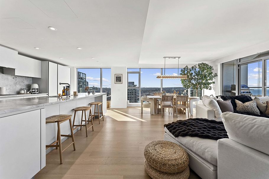 2403 889 Pacific Street Vancouver, BC - 4