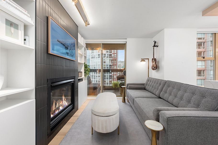 1203 969 Richards Street Vancouver, BC - 2