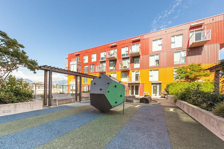 302 933 E Hastings Street Vancouver, BC - 34