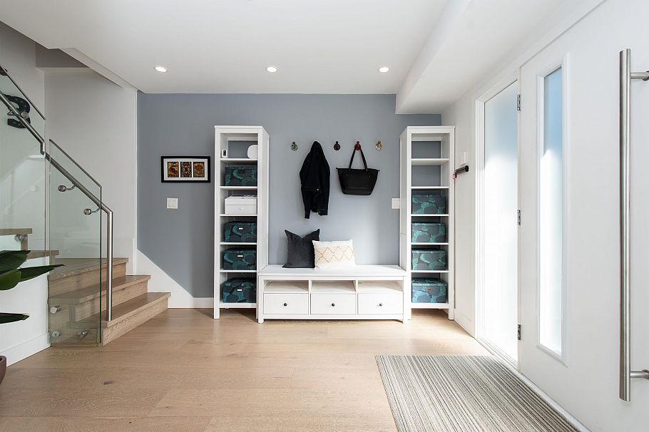 3981 Lynn Valley Road North Vancouver, BC - 2