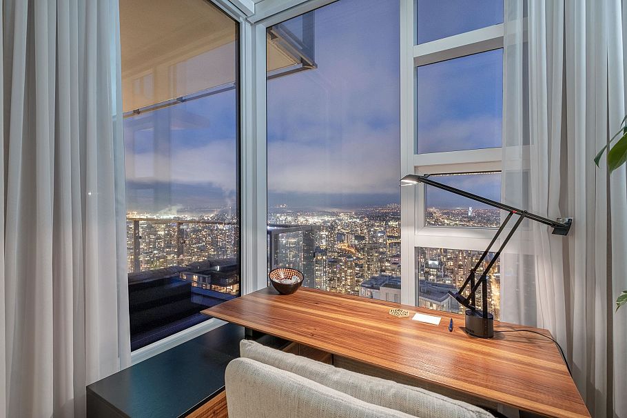 5205 1289 Hornby Street Vancouver, BC - 11