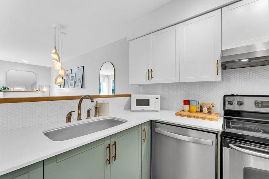 208 1516 E 1st Avenue Vancouver, BC - 10