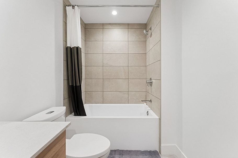 208 2375 Emery Court North Vancouver, BC - 15