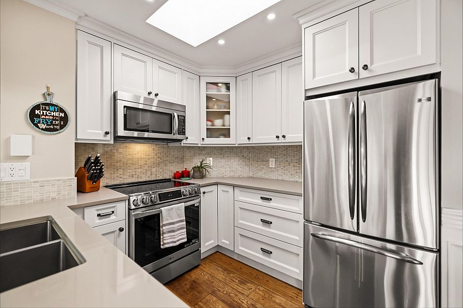 401 1925 W 2nd Avenue Vancouver, BC - 11