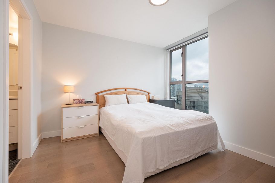 1006 928 Richards Street Vancouver, BC - 14