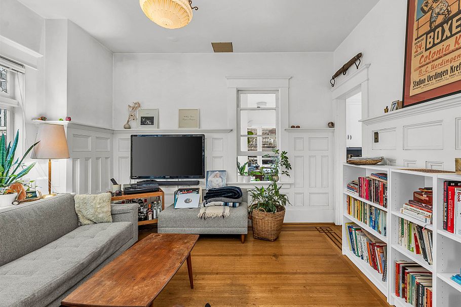 354 W 15th Avenue Vancouver, BC - 22