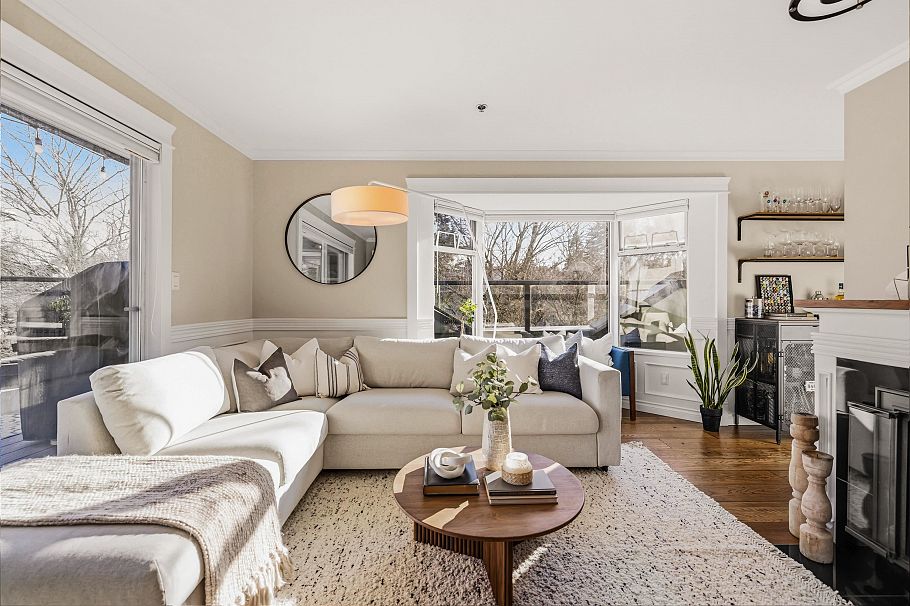 401 1925 W 2nd Avenue Vancouver, BC - 2