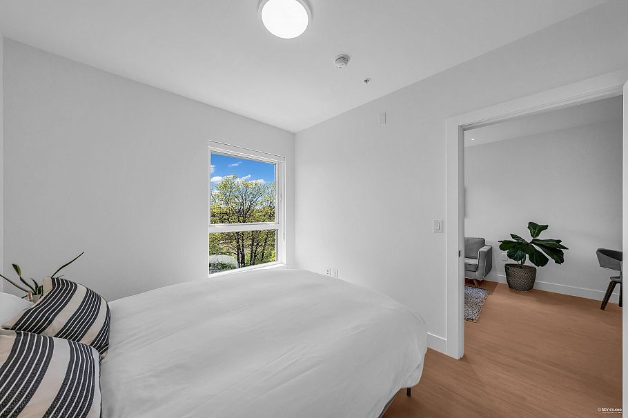 506 2235 E Broadway Vancouver, BC - 17