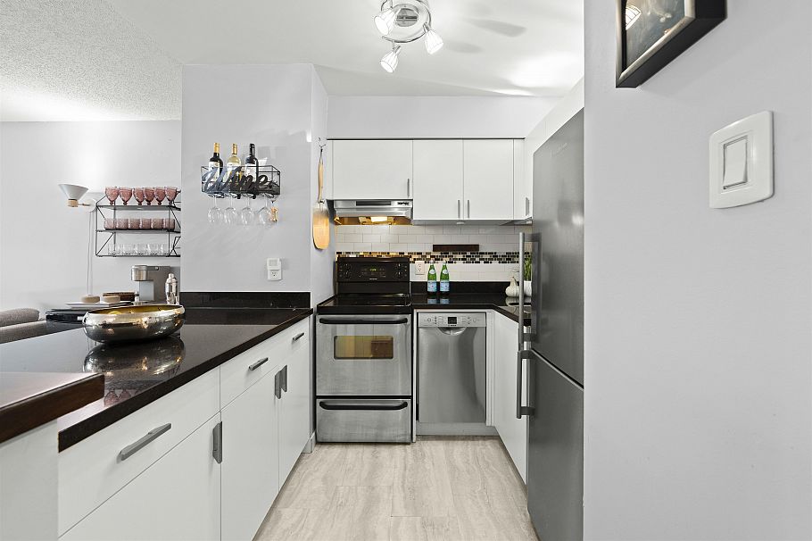 114 1545 E 2nd Avenue Vancouver, BC - 10