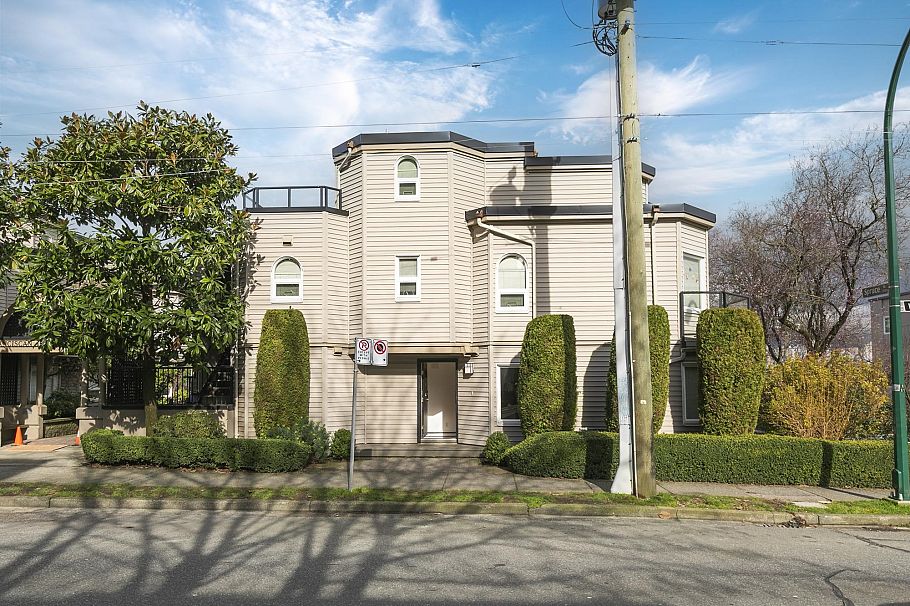 6 1101 W 8th Avenue Vancouver, BC - 1